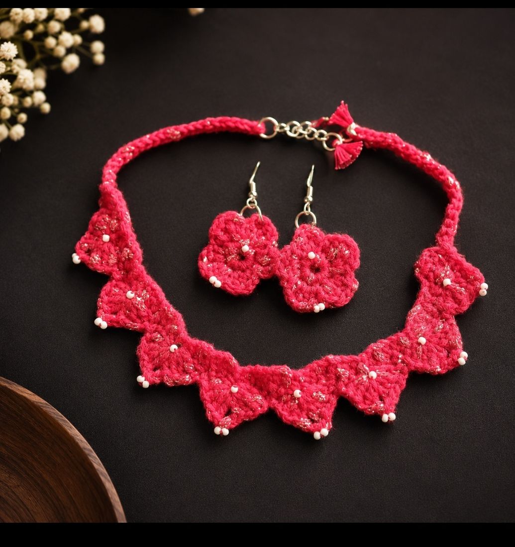 Glitter crochet rose necklace with matching earrings